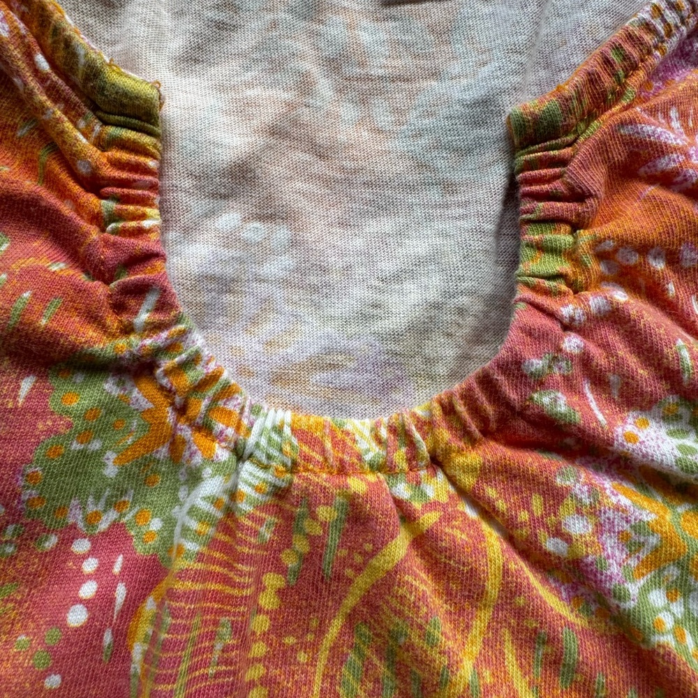 Women’s Top - Picture 4 of 8